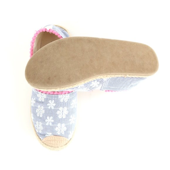 GAP espadrilles, youth size 2 - Picture 5 of 5